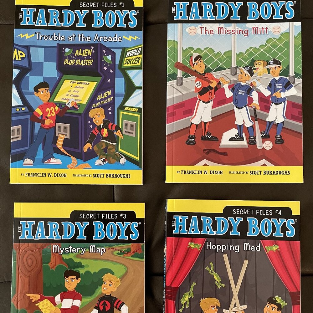 HARDY BOYS: The Secret Files, by Franklin W. Dixon EXCELLENT for kids! BRAND NEW